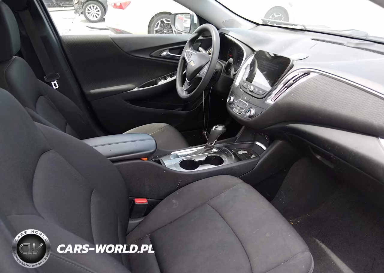 2019 Chevrolet Malibu Lt VIN:1G1ZD5ST0KF139652 - 5
