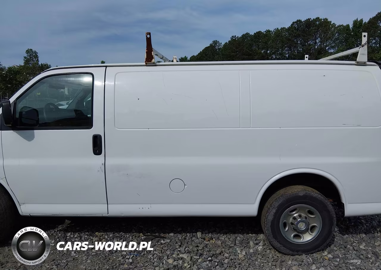 2013 Chevrolet Express 2500 Work Van VIN:1GCWGFCA3D1135129 - 13