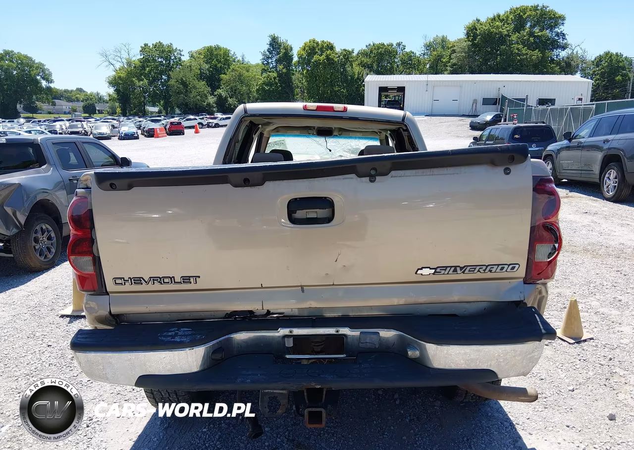 2005 Chevrolet Silverado 1500Hd Ls VIN:1GCGK13U35F951469 - 17