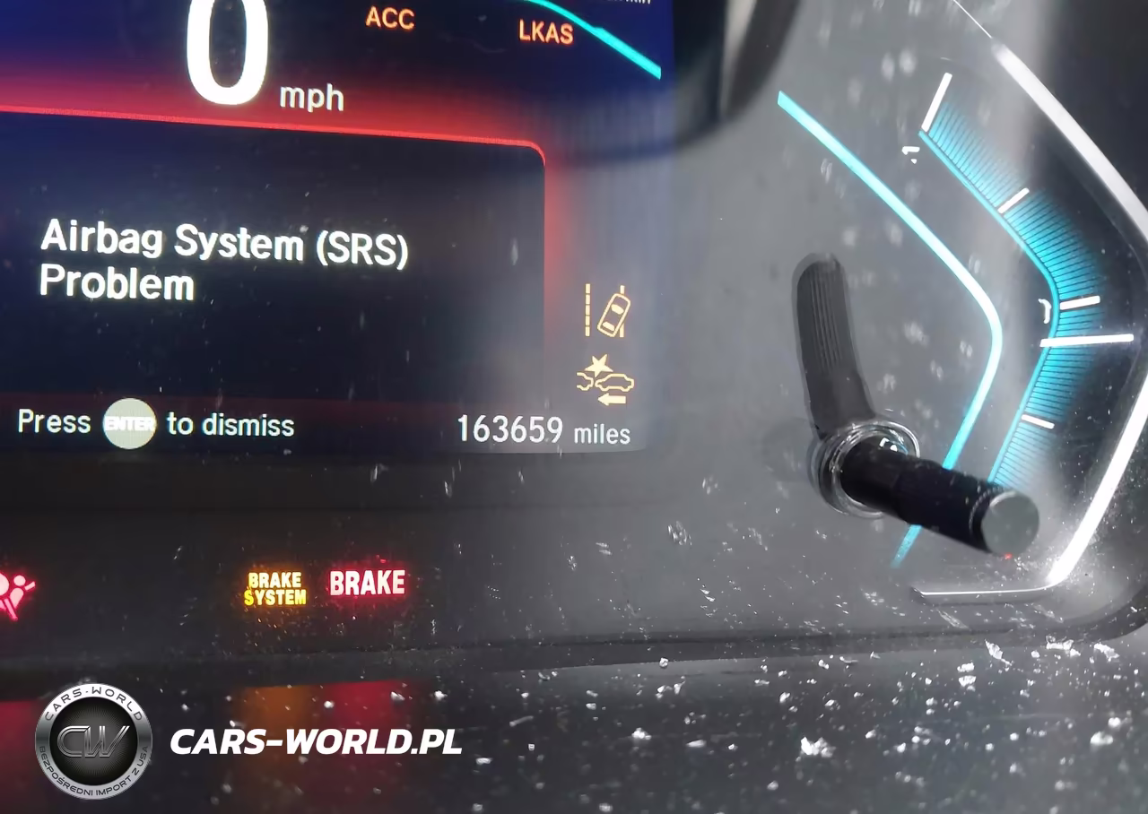 2018 Honda Odyssey Touring VIN:5FNRL6H85JB010019 - 15