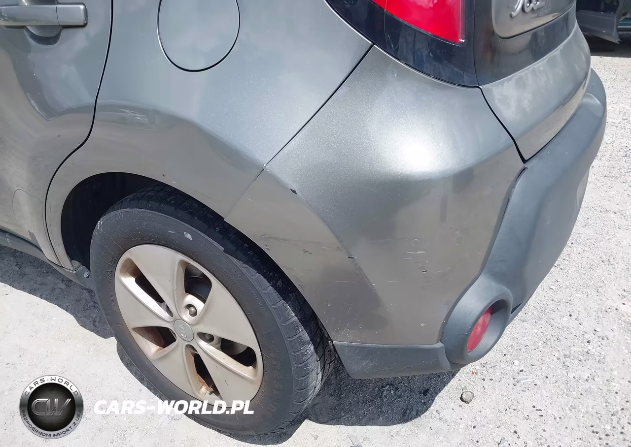 2015 Kia Soul VIN:KNDJN2A28F7156627 - 13