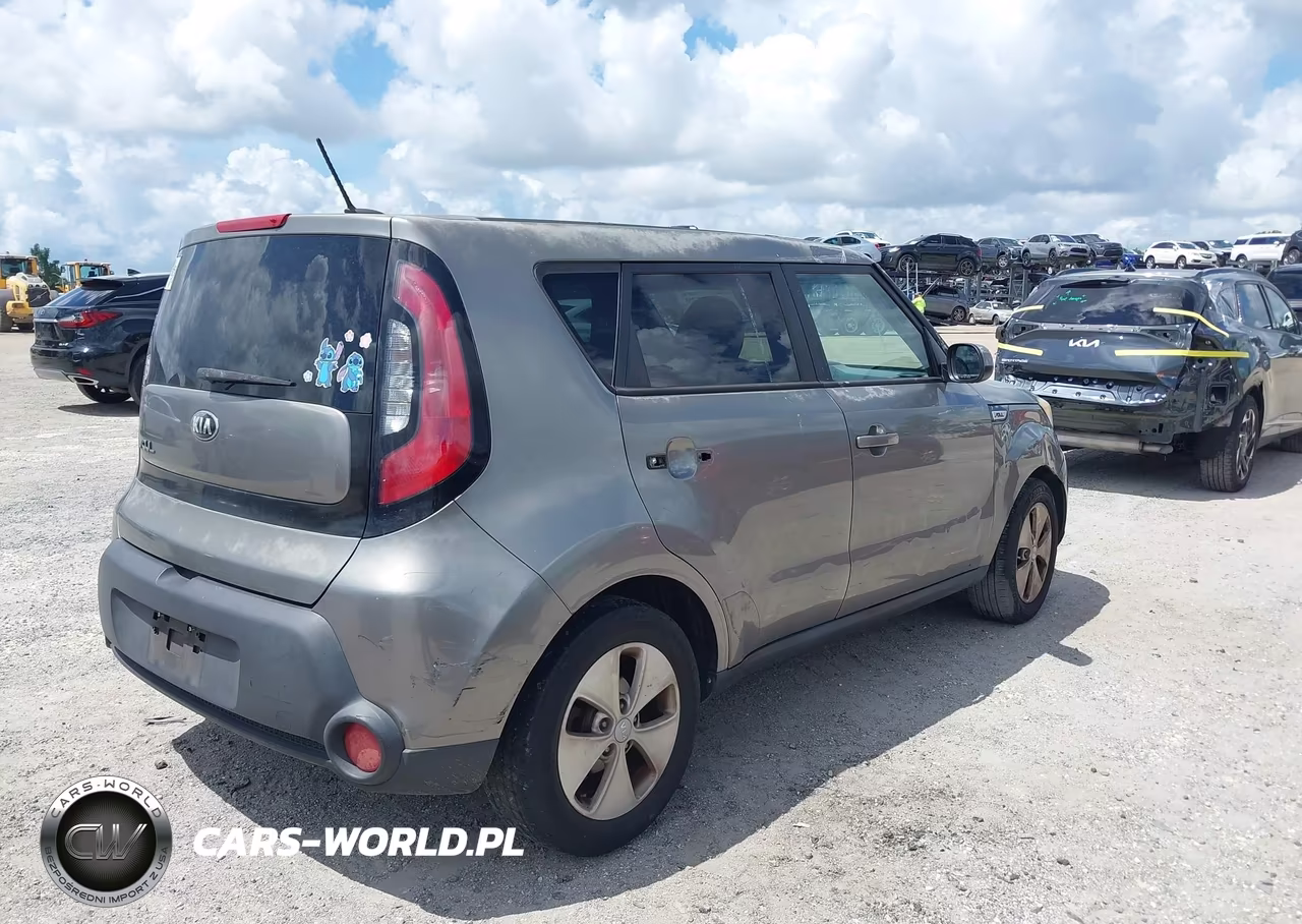 2015 Kia Soul VIN:KNDJN2A28F7156627 - 4
