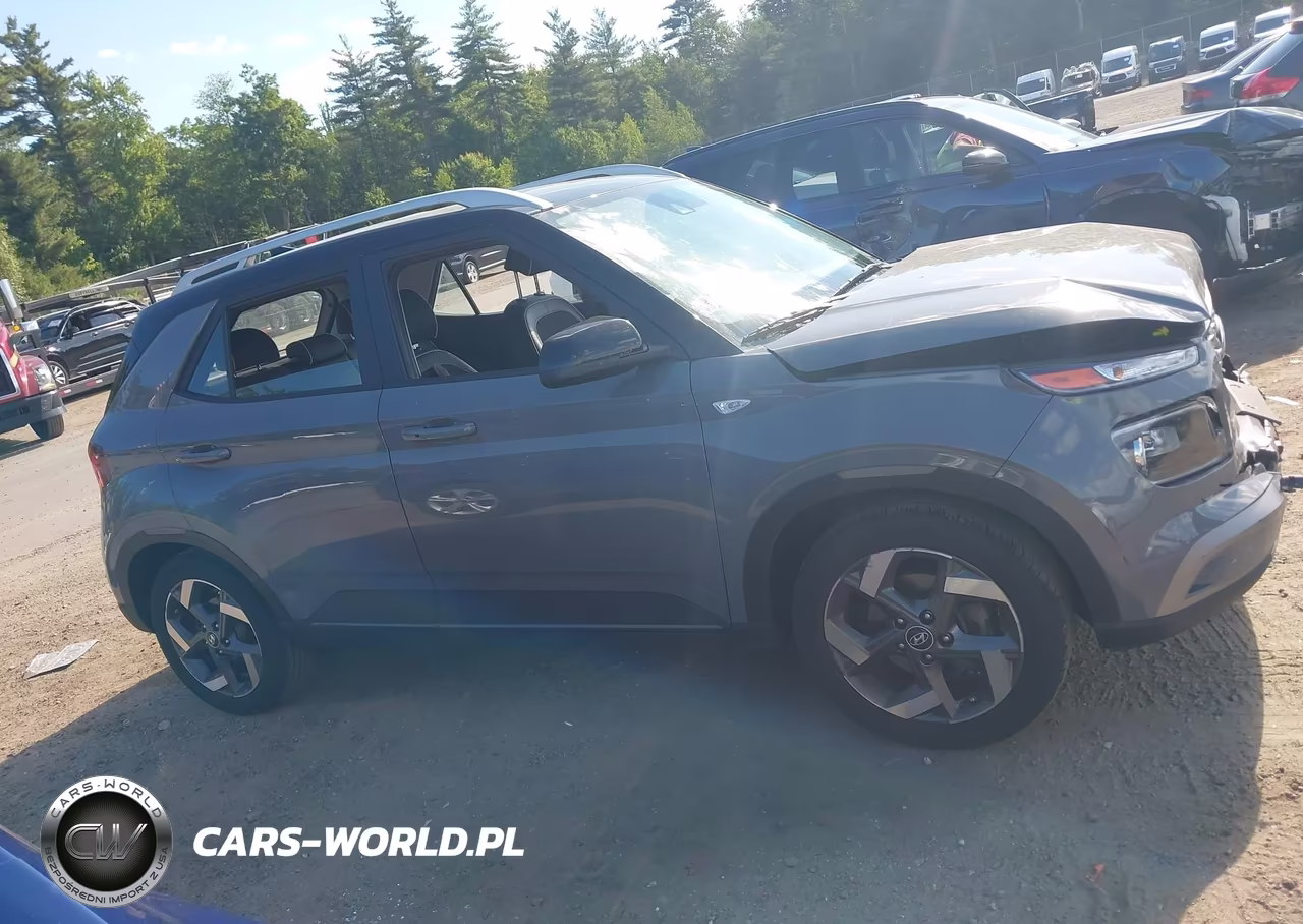 2022 Hyundai Venue Limited VIN:KMHRC8A32NU166005 - 13