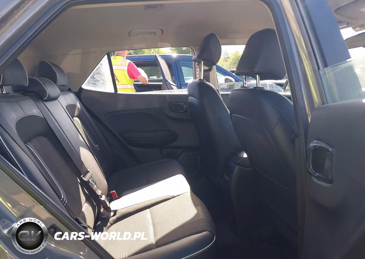 2022 Hyundai Venue Limited VIN:KMHRC8A32NU166005 - 8