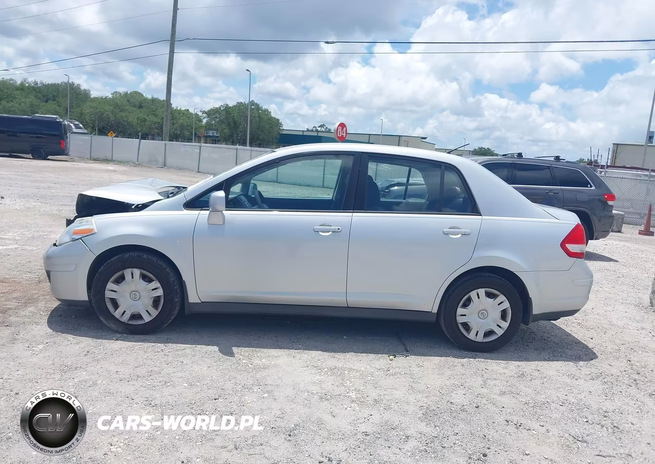 2010 Nissan Versa 1.8S VIN:3N1BC1AP8AL431985 - 14