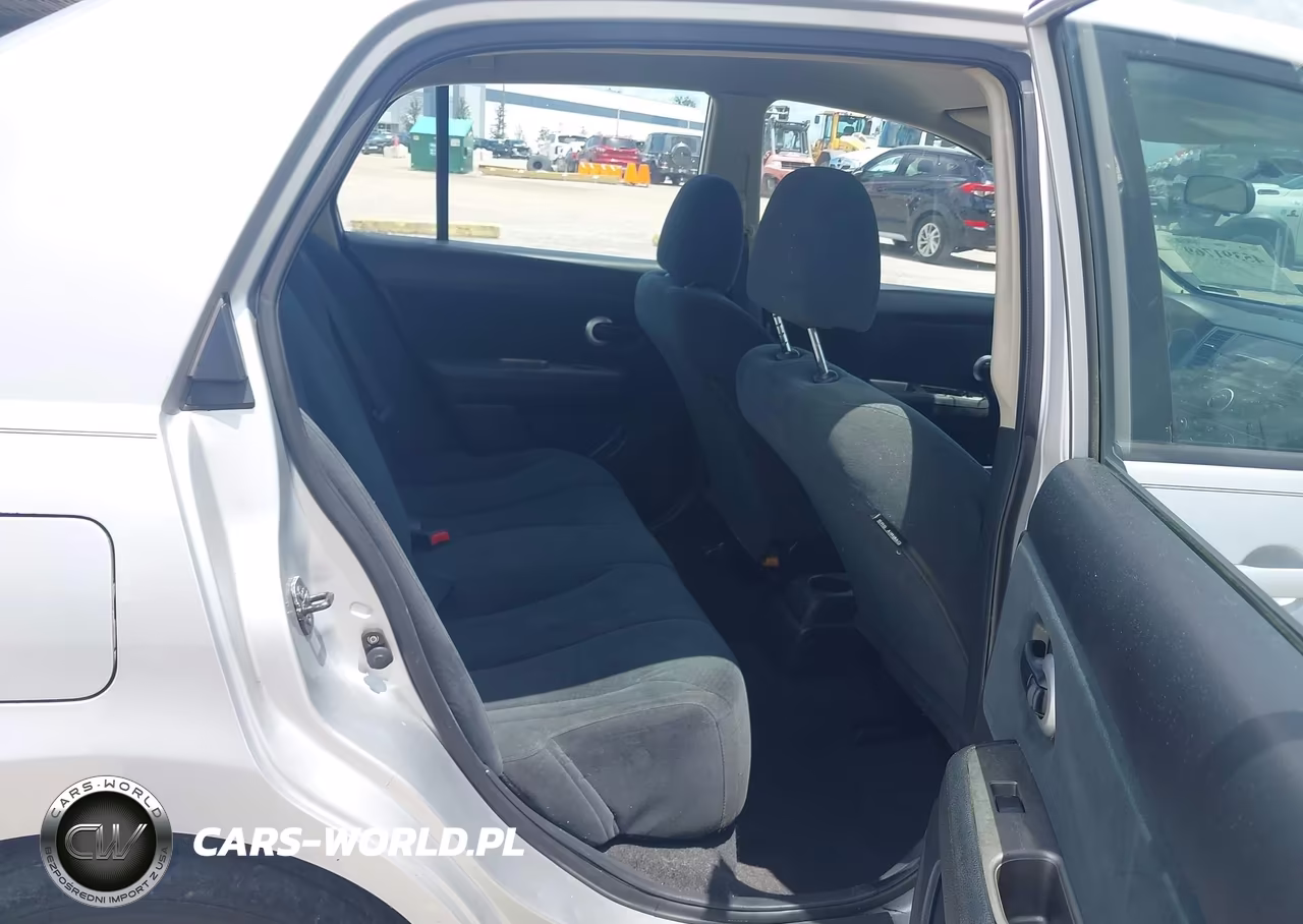 2010 Nissan Versa 1.8S VIN:3N1BC1AP8AL431985 - 8