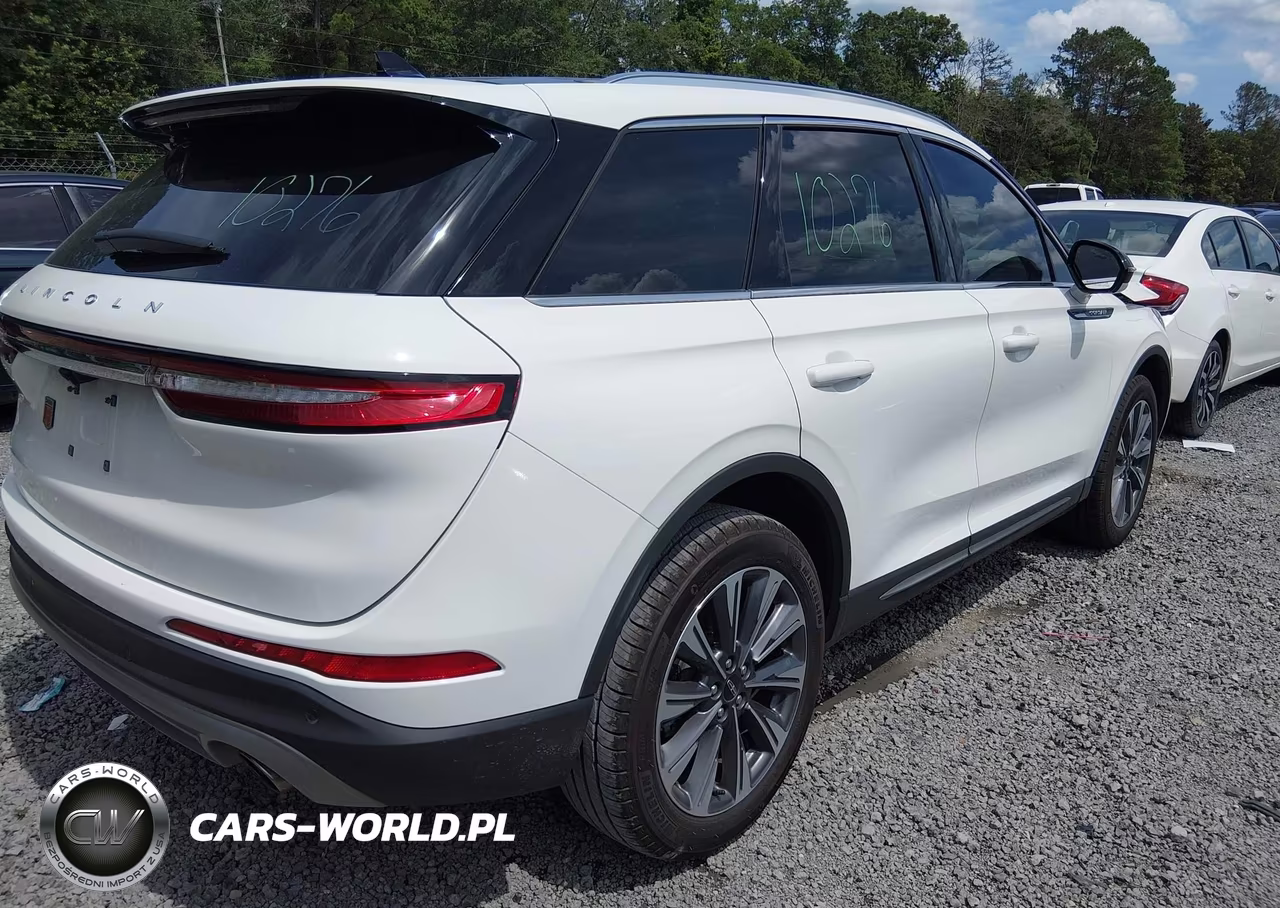 2021 Lincoln Corsair Reserve VIN:5LMCJ2C95MUL02343 - 4