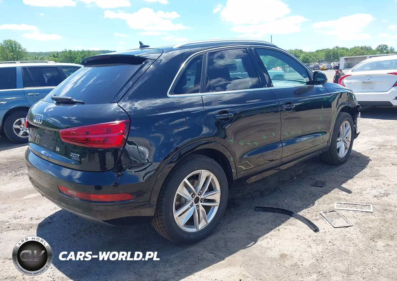 2016 Audi Q3 2.0T Premium Plus VIN:WA1EFCFS7GR004920 - 4