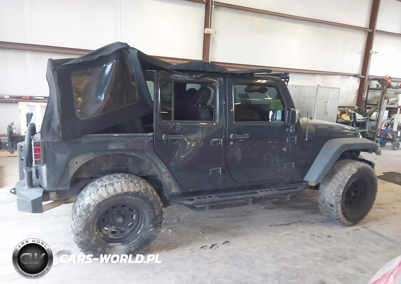 2016 Jeep Wrangler Unlimited Rubicon VIN:1C4BJWFG5GL254714 - 14