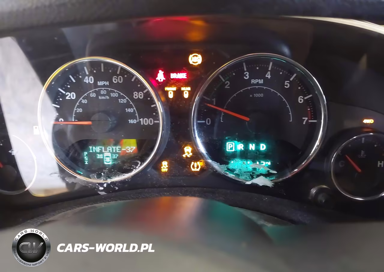 2016 Jeep Wrangler Unlimited Rubicon VIN:1C4BJWFG5GL254714 - 7
