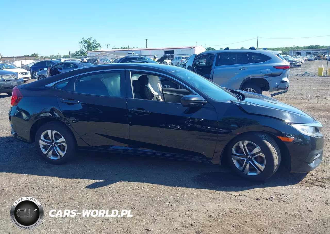 2018 Honda Civic Lx VIN:2HGFC2F58JH588521 - 13
