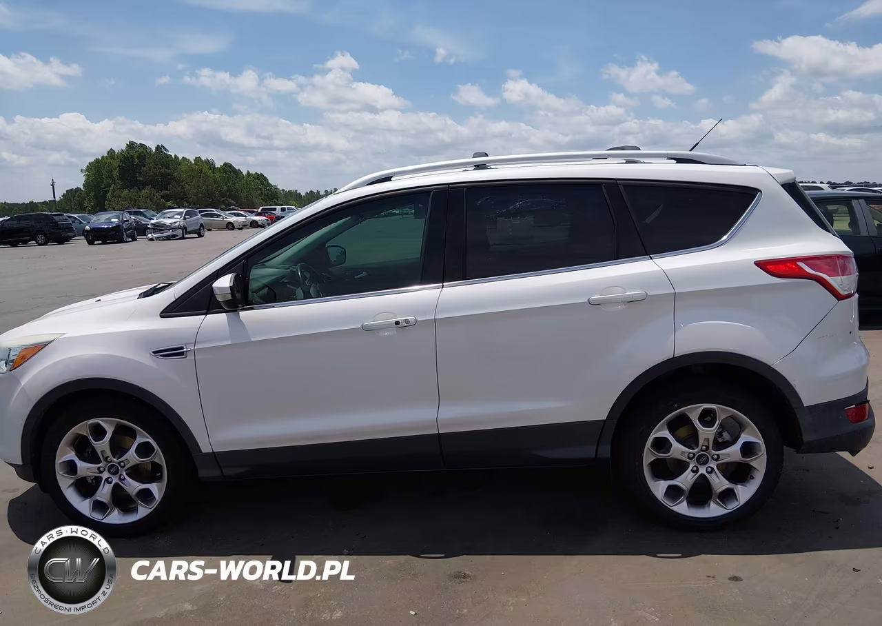 2016 Ford Escape Titanium VIN:1FMCU0JX7GUA72325 - 14