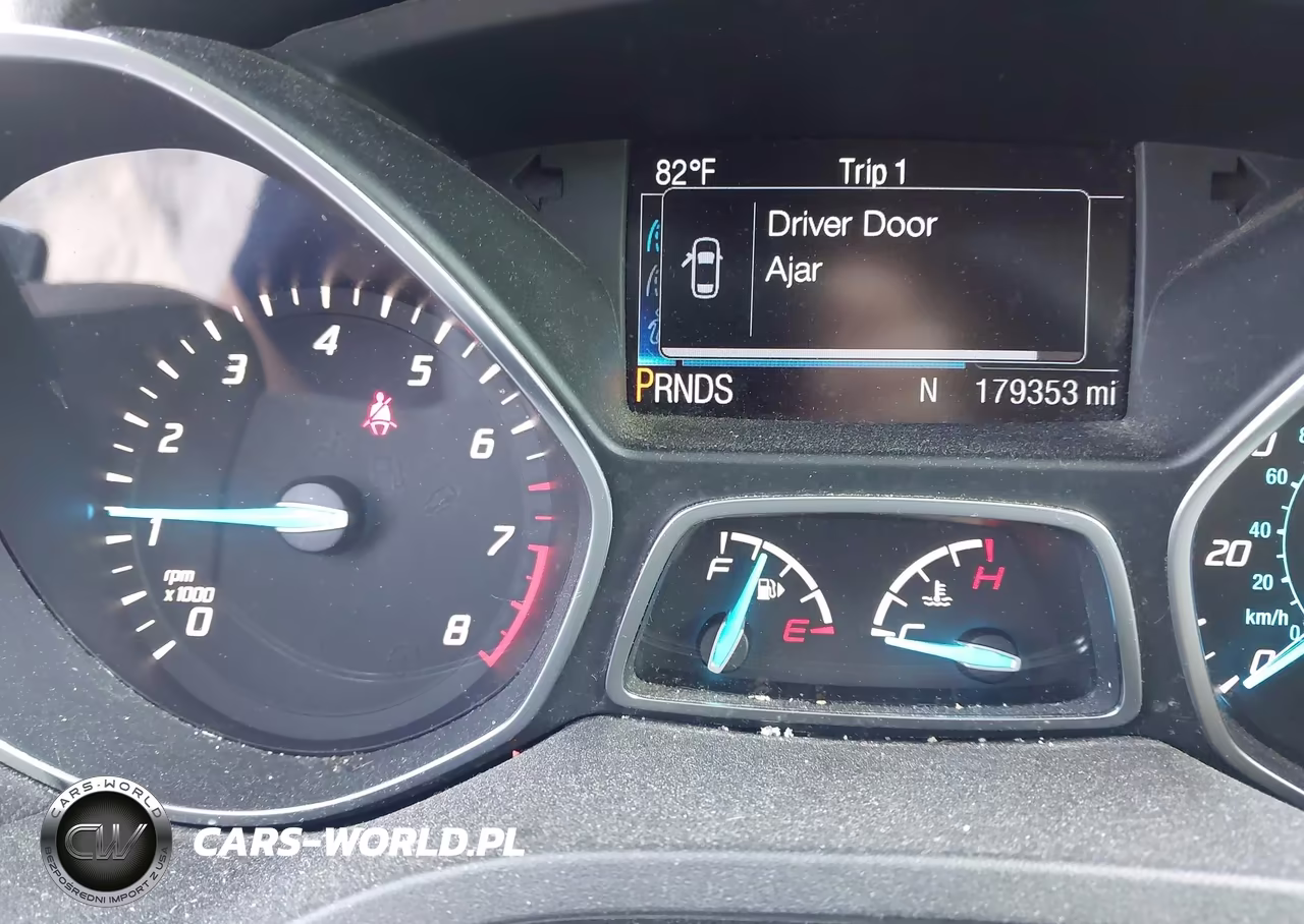 2016 Ford Escape Titanium VIN:1FMCU0JX7GUA72325 - 7