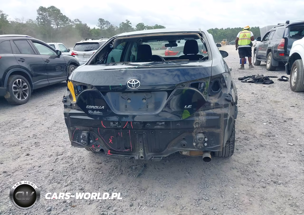 2019 Toyota Corolla Le VIN:5YFBURHE6KP867882 - 16