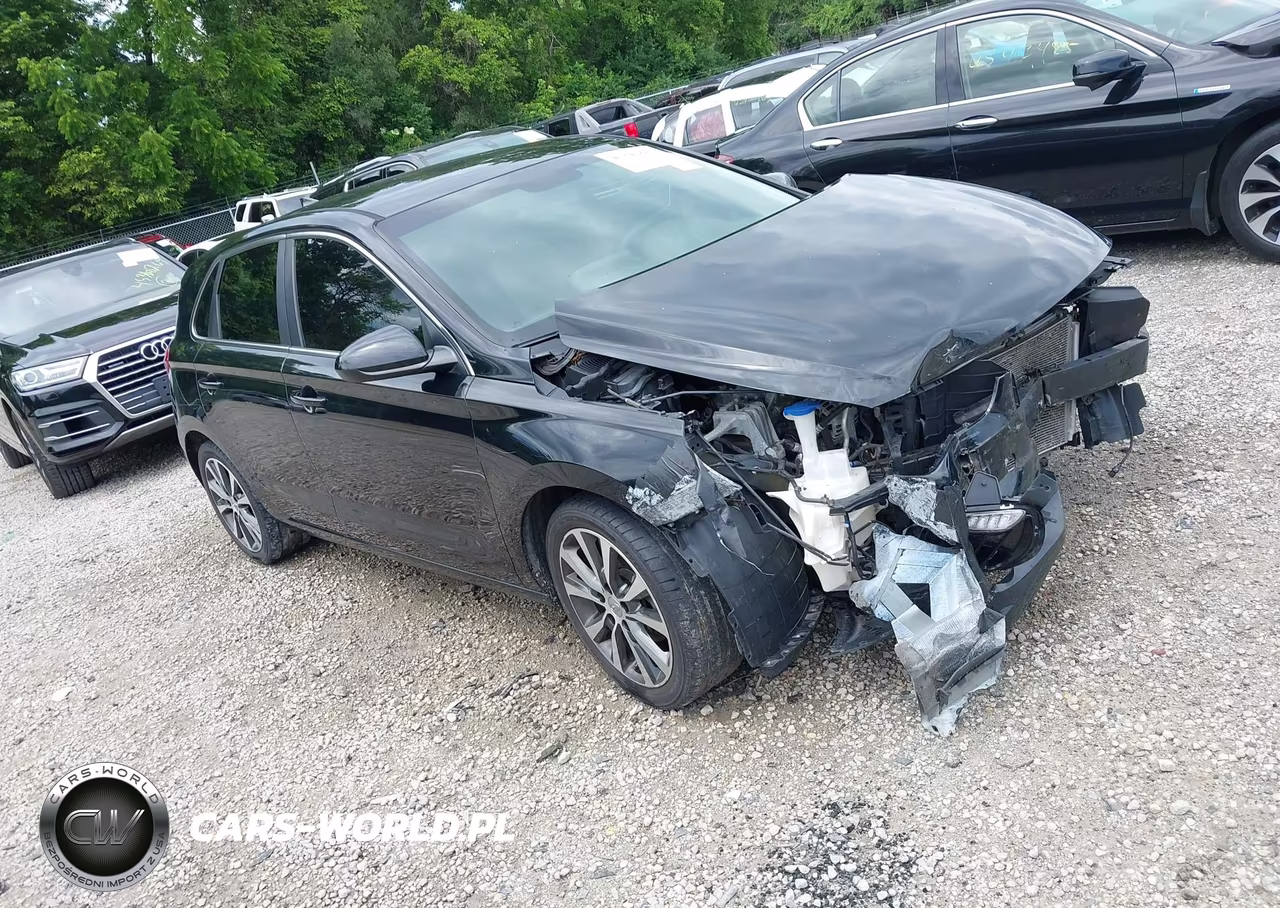2019 Hyundai Elantra Gt – zdjęcie 1 z 17