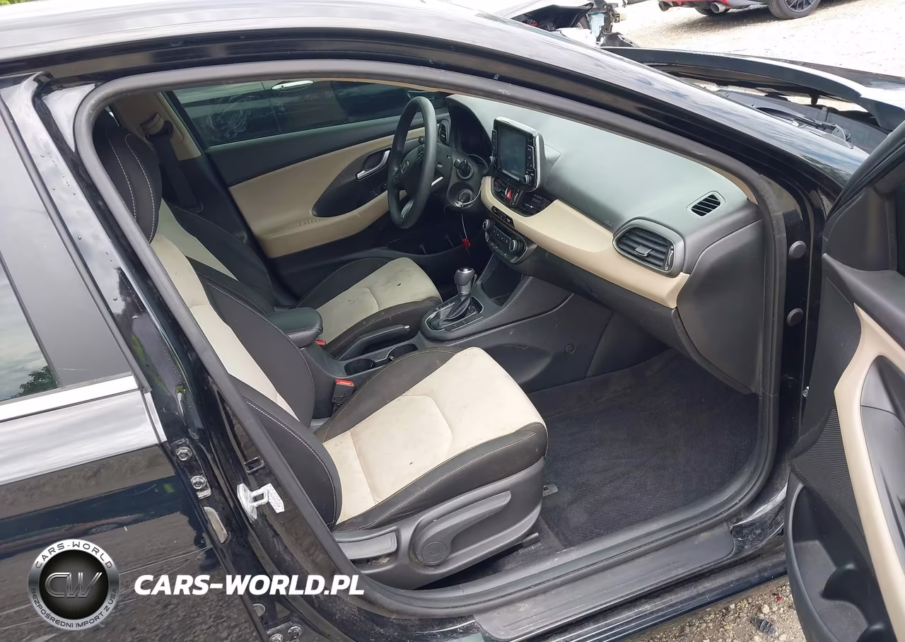 2019 Hyundai Elantra Gt VIN:KMHH35LE6KU115319 - 5