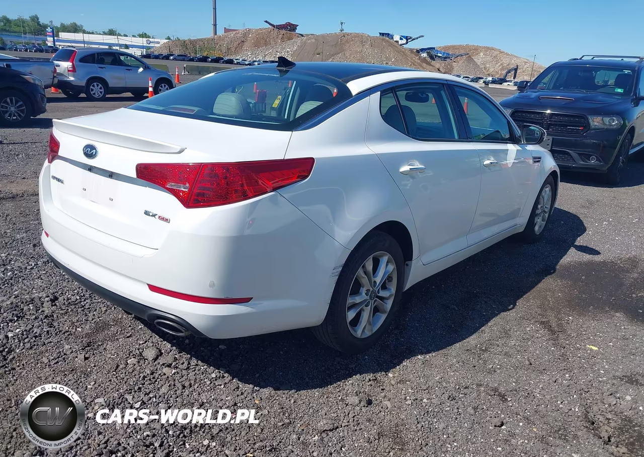 2013 Kia Optima Ex VIN:5XXGN4A77DG131918 - 4