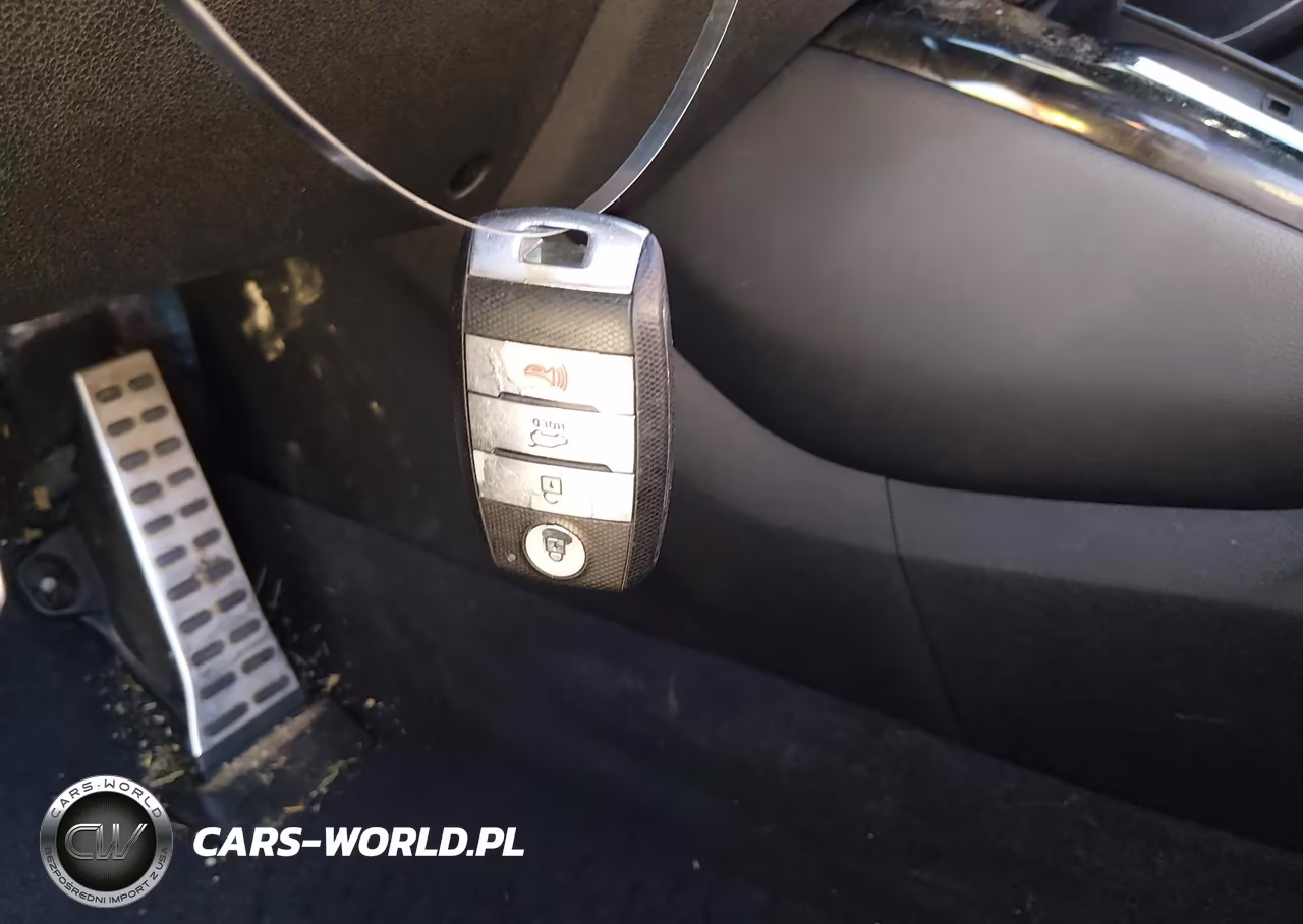 2016 Kia Sorento 2.0T Sxl VIN:5XYPKDA16GG046377 - 11