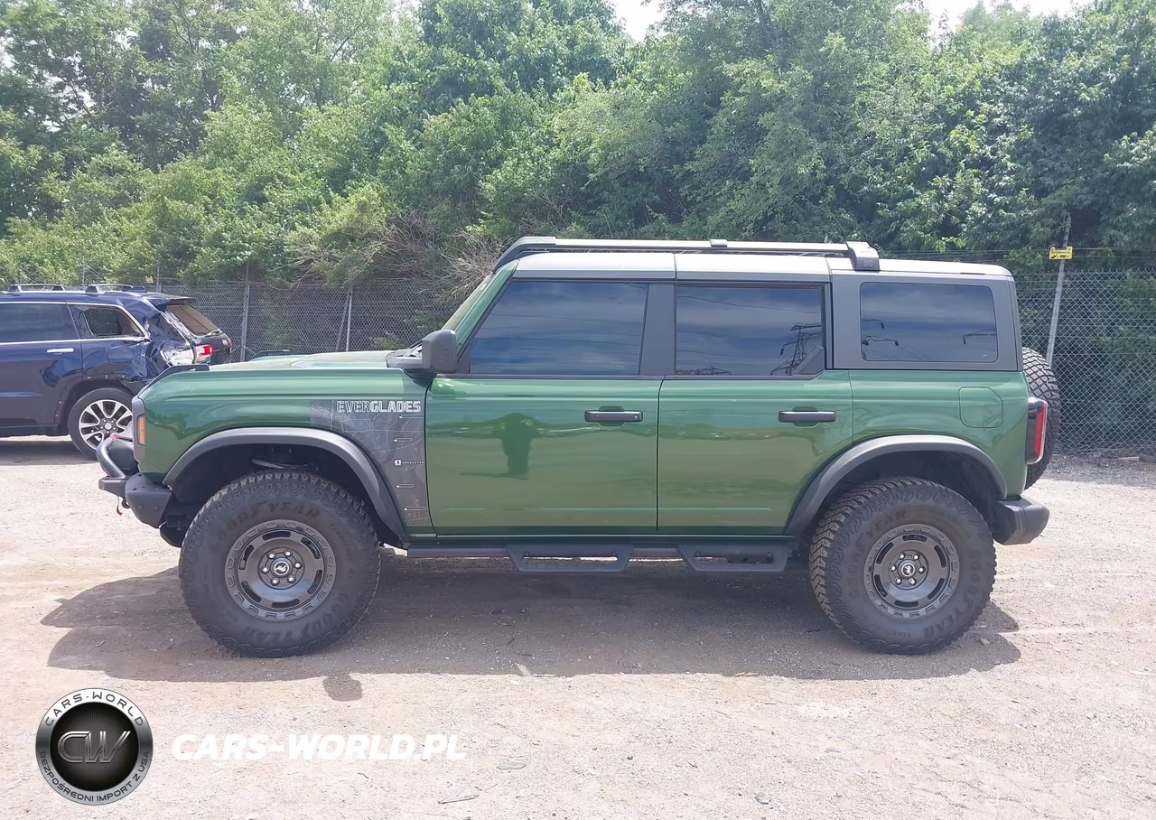 2024 Ford Bronco Everglades VIN:1FMEE4HH6RLA00214 - 14