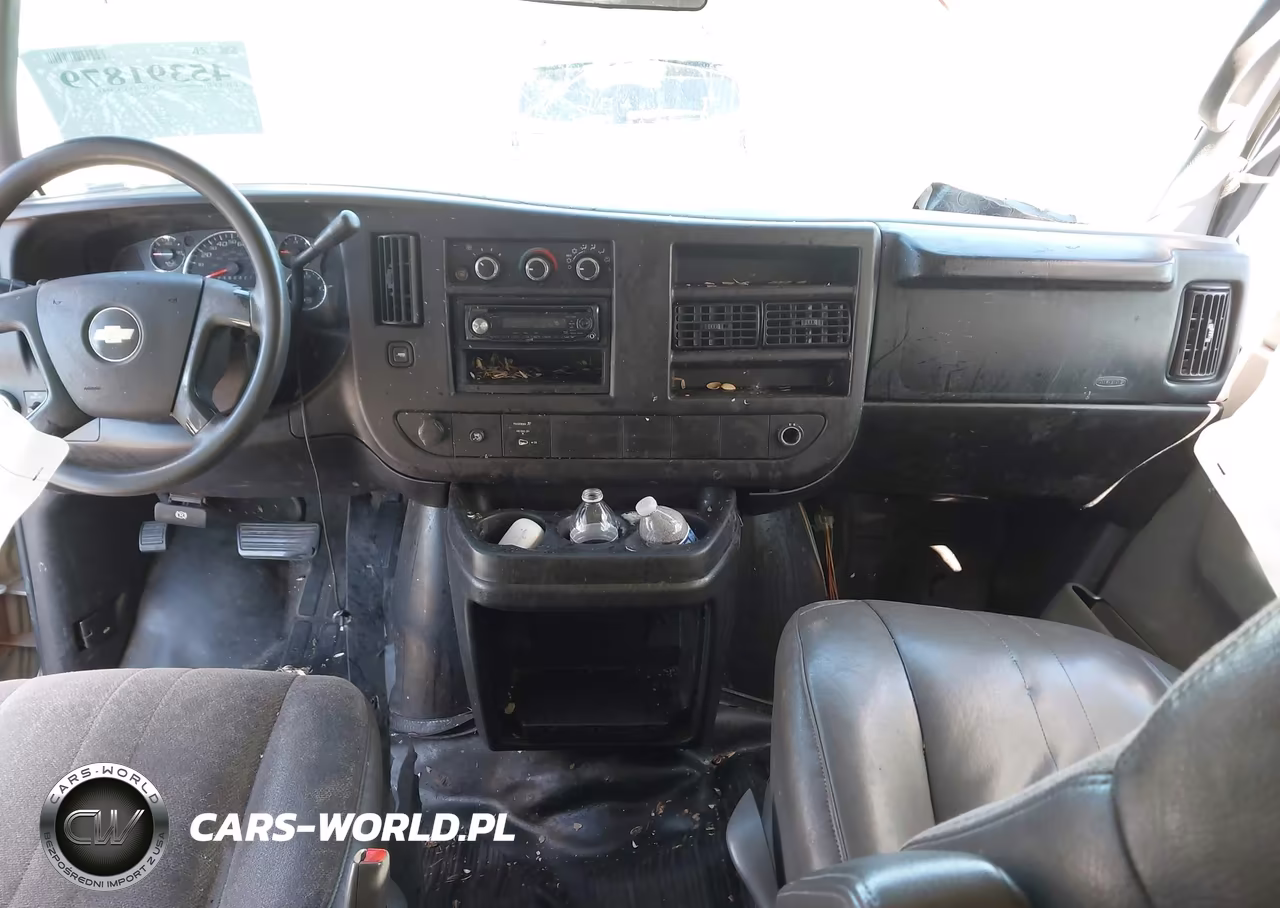 2008 Chevrolet Express Ls VIN:1GAGG25K781162576 - 5