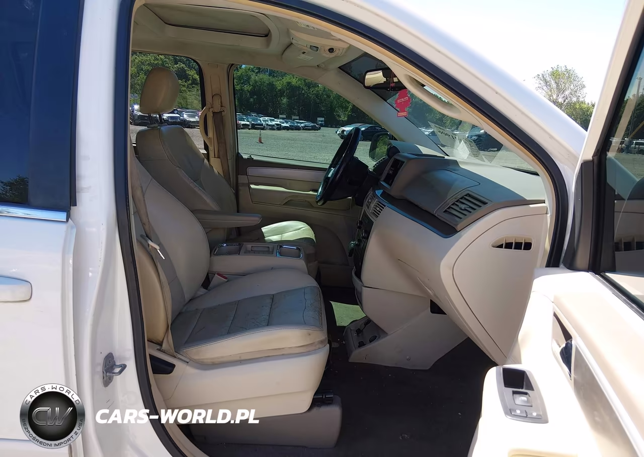 2010 Volkswagen Routan Sel VIN:2V4RW5DX9AR199427 - 5