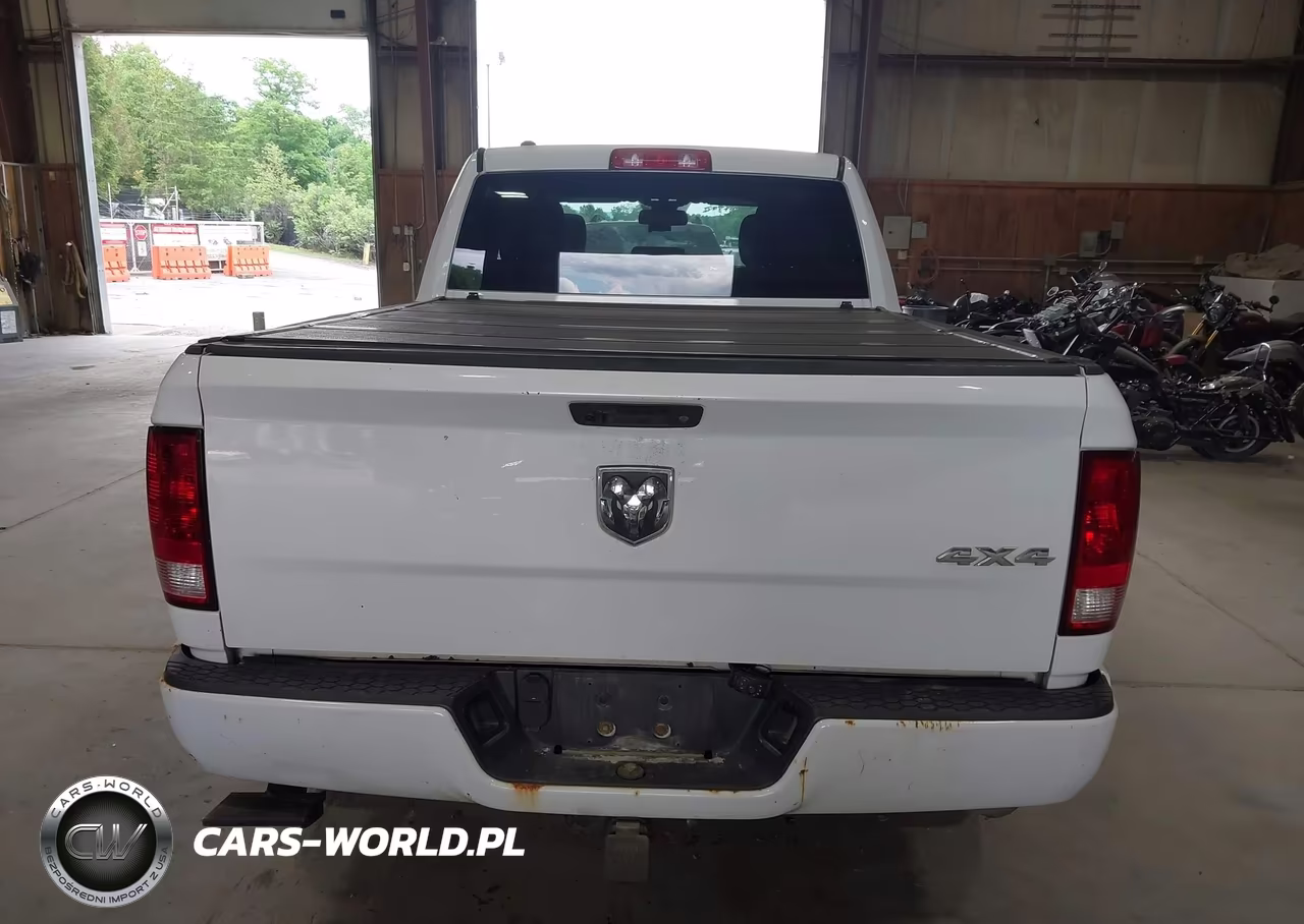 2016 Ram 1500 Express VIN:1C6RR7FG9GS353580 - 16