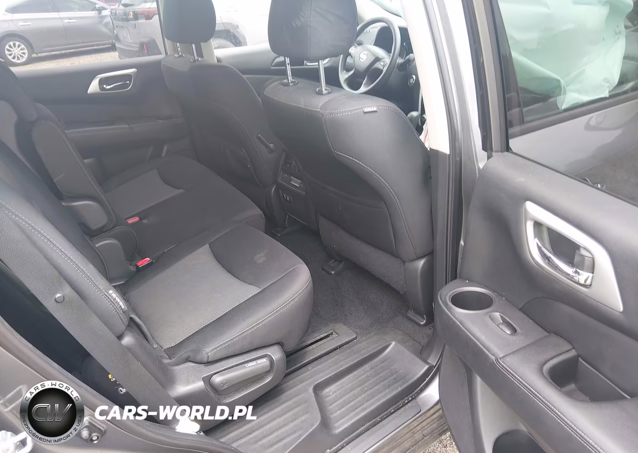 2019 Nissan Pathfinder S VIN:5N1DR2MN9KC643923 - 8