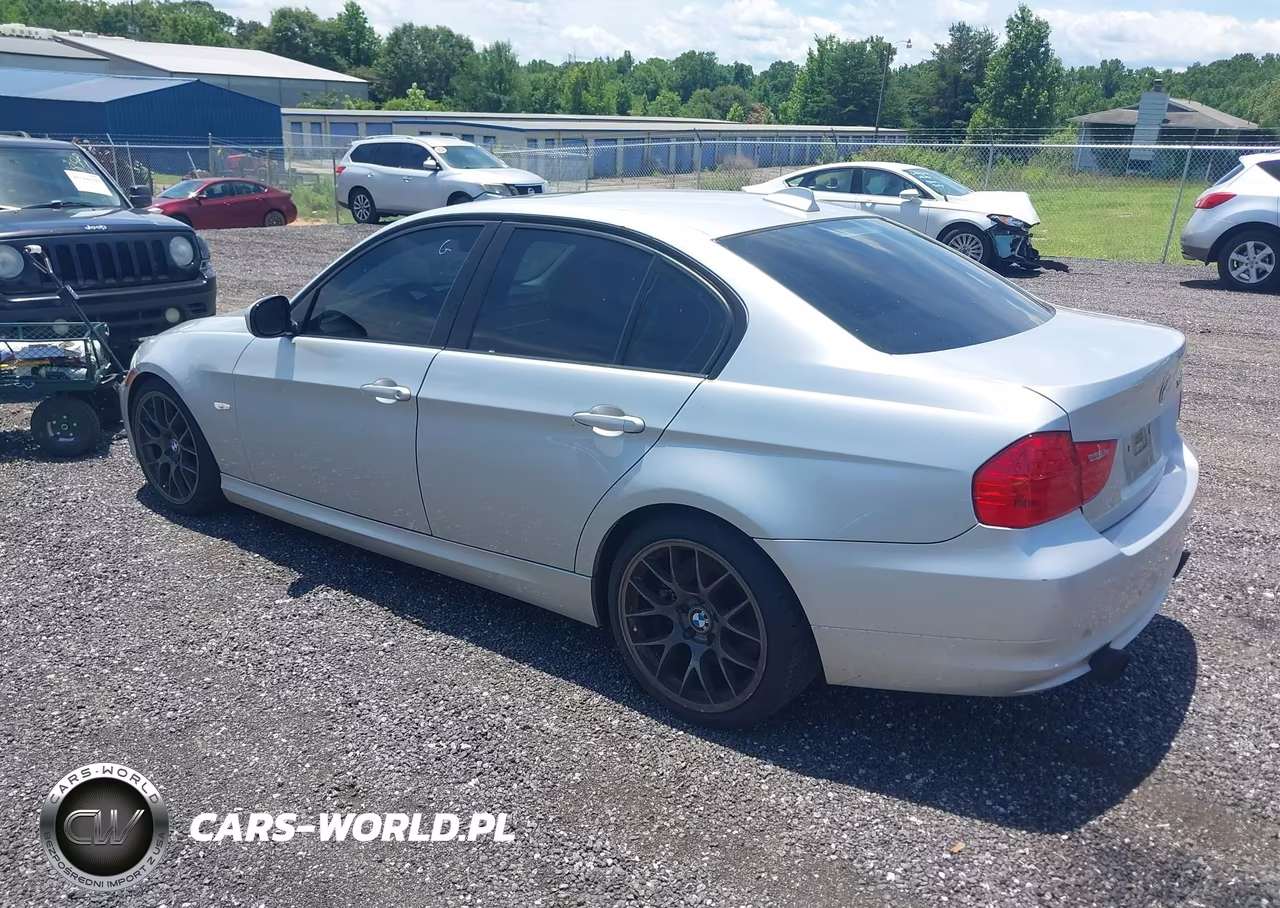 2010 BMW 335I VIN:WBAPM7C59AE192135 - 3