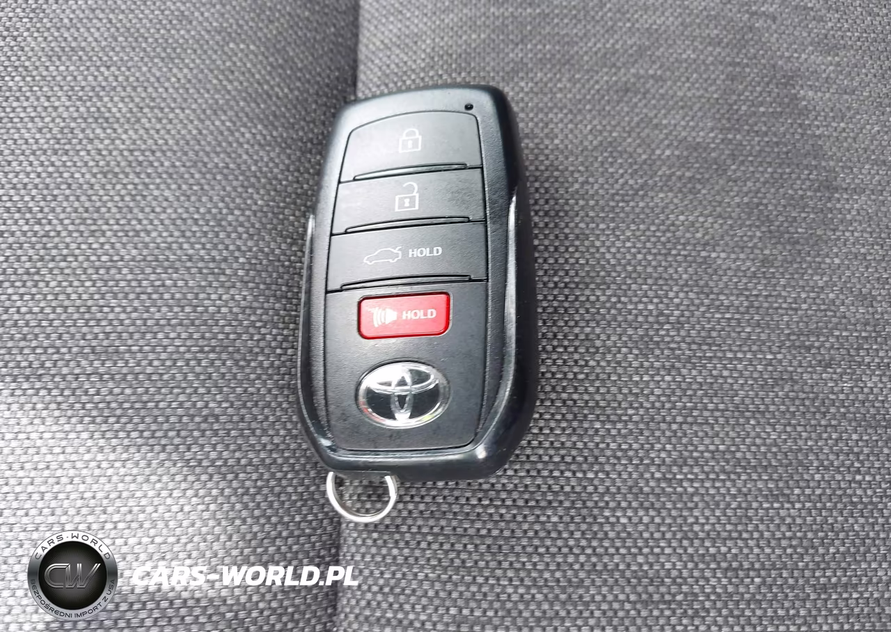 2025 Toyota Camry Le VIN:4T1DAACK5SU025646 - 11