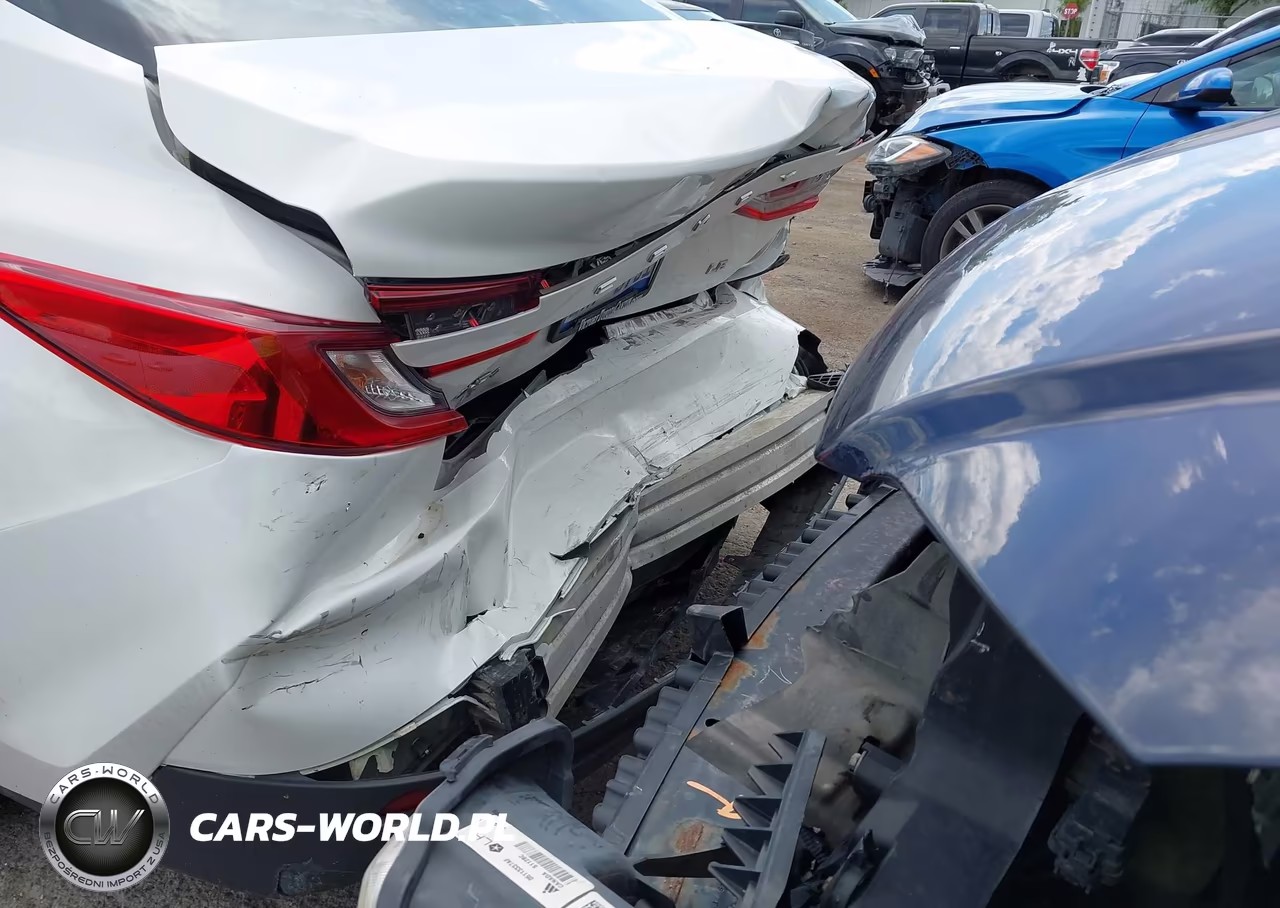 2025 Toyota Camry Le VIN:4T1DAACK5SU025646 - 6