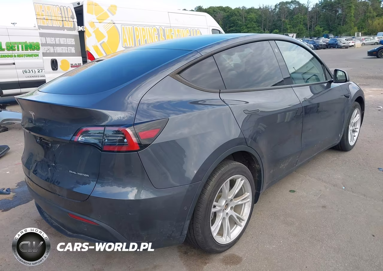 2022 Tesla Model Y Long Range Dual Motor All-Wheel Drive VIN:7SAYGDEE5NF398442 - 4
