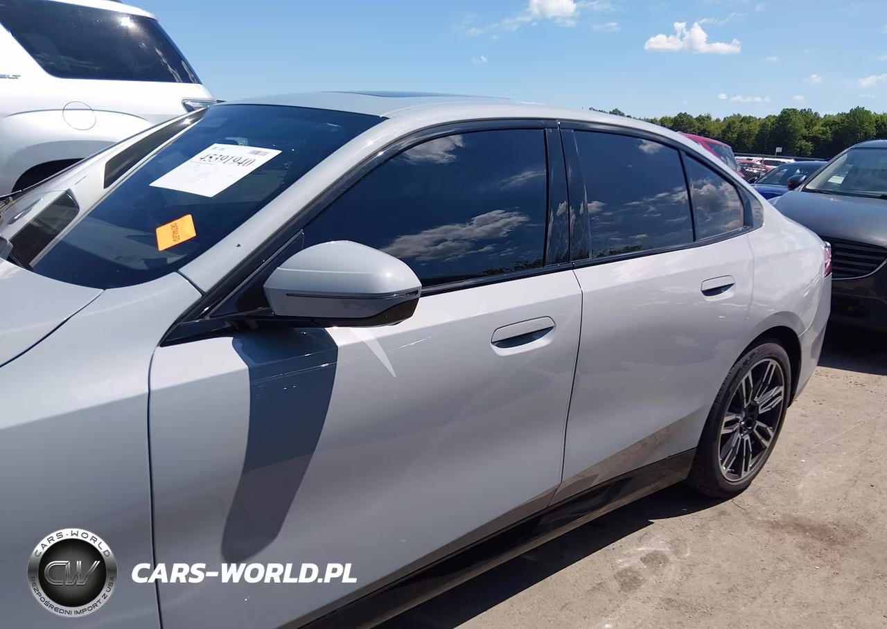 2024 BMW 530I xDrive VIN:WBA53FJ05RCT09096 - 14