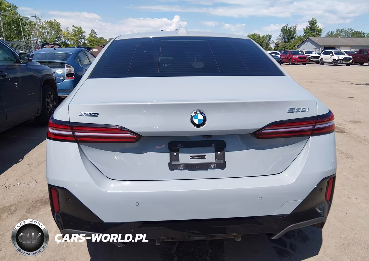 2024 BMW 530I xDrive VIN:WBA53FJ05RCT09096 - 16