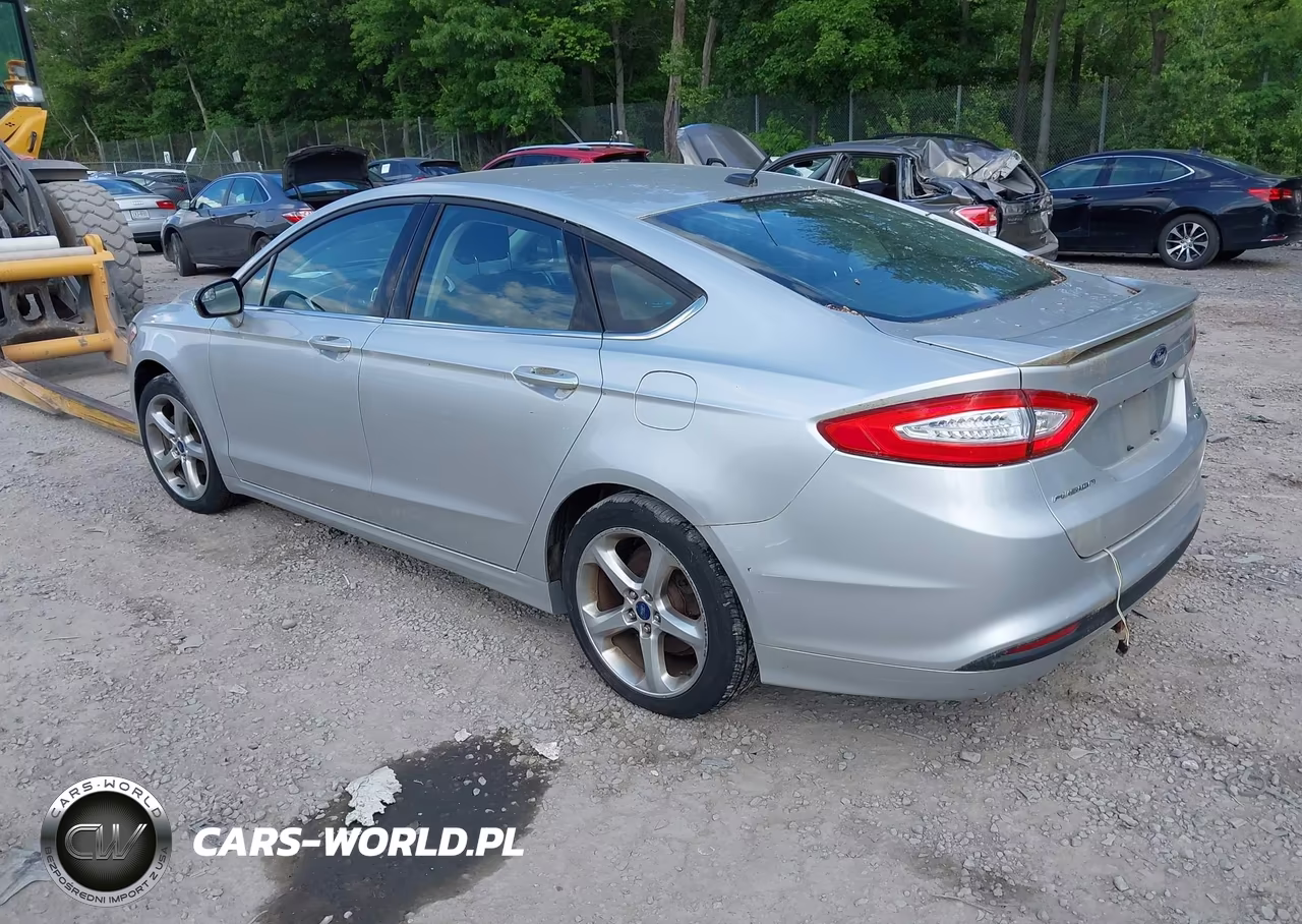 2015 Ford Fusion Se VIN:1FA6P0HD7F5104807 - 3