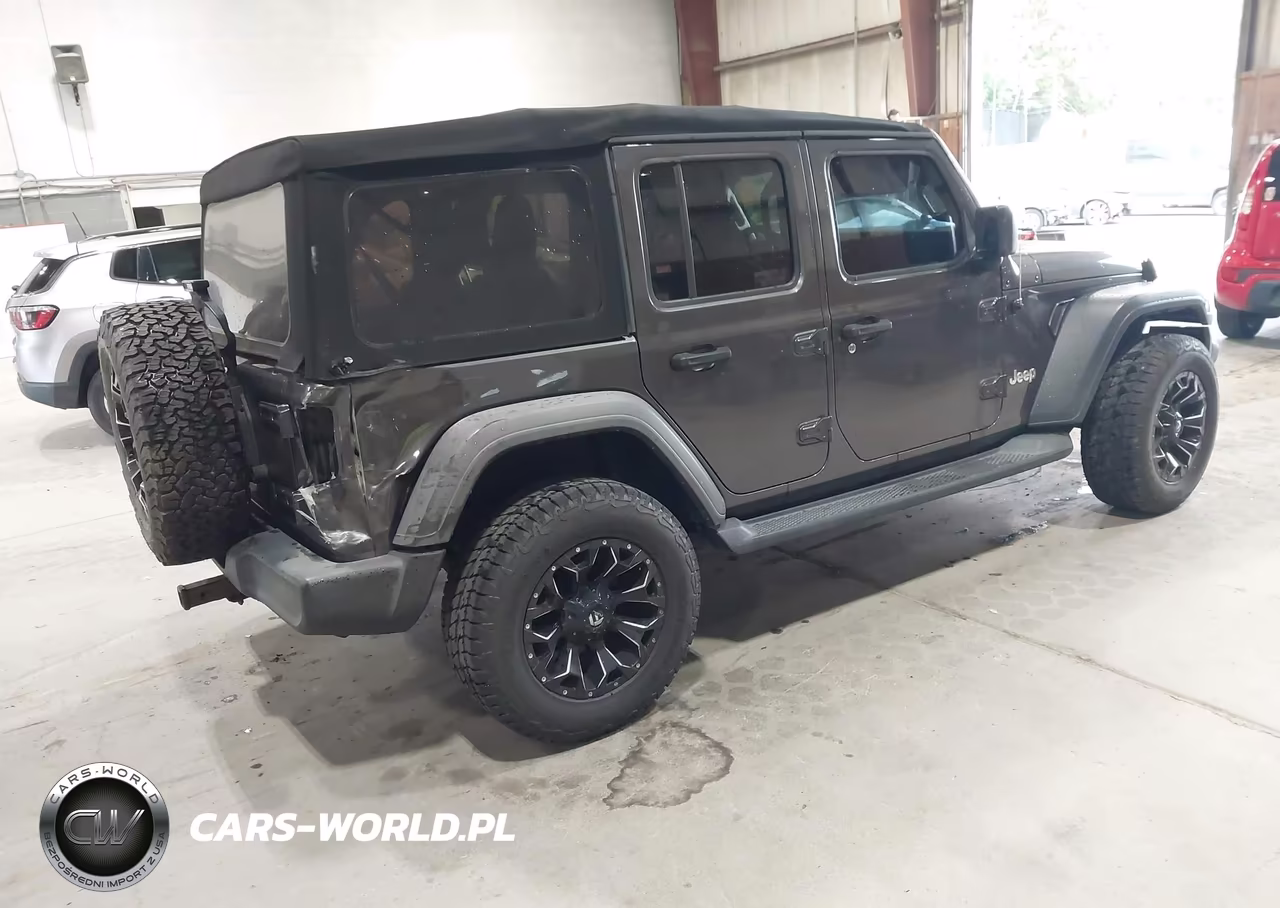 2018 Jeep Wrangler Unlimited Sport S 4X4 VIN:1C4HJXDG5JW277161 - 4