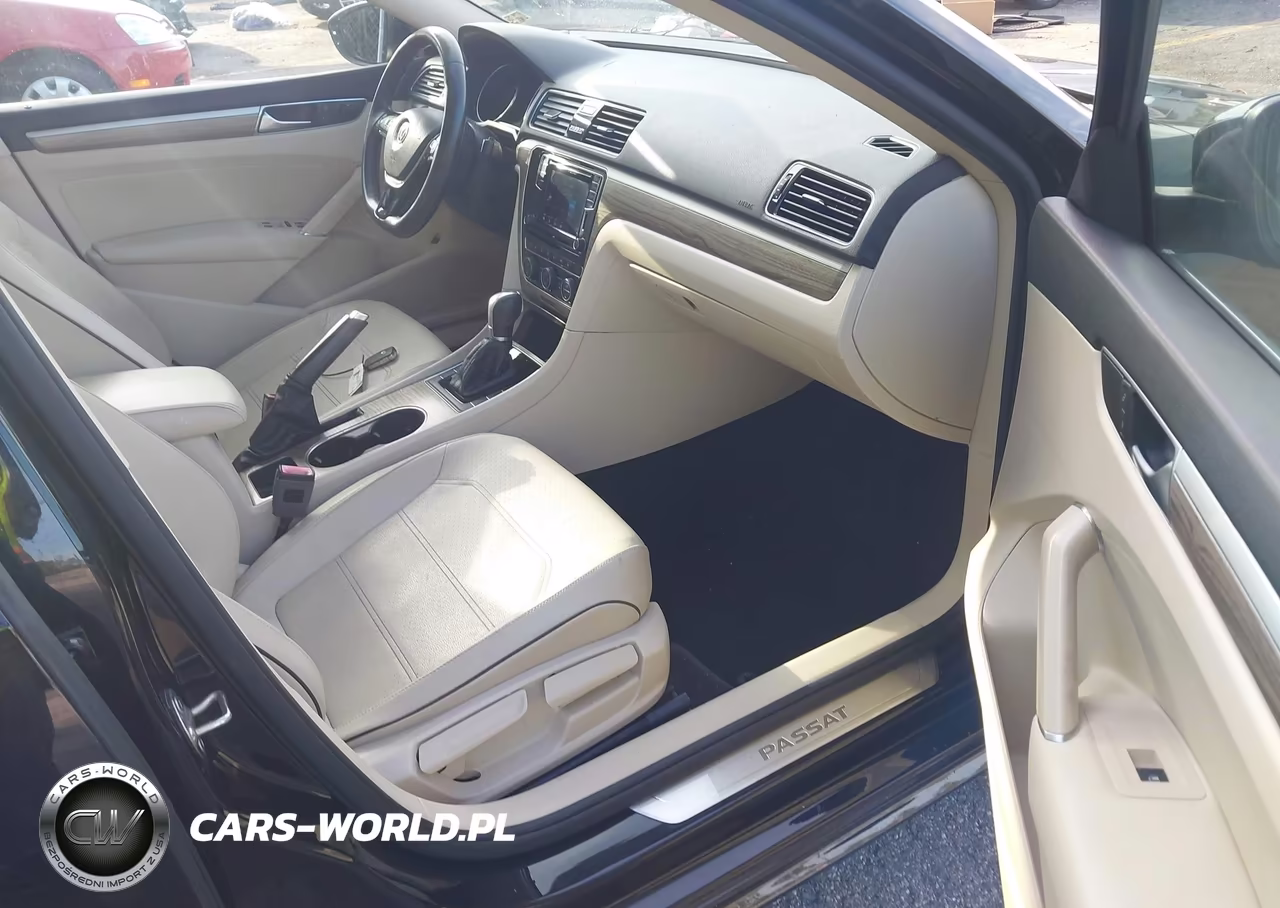2018 Volkswagen Passat 2.0T Se VIN:1VWBA7A30JC025484 - 5