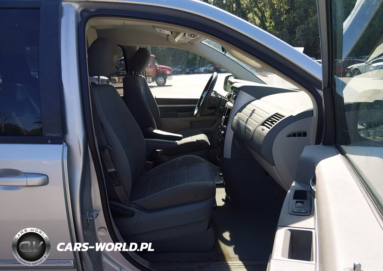 2008 Dodge Grand Caravan Sxt VIN:1D8HN54P38B104024 - 5