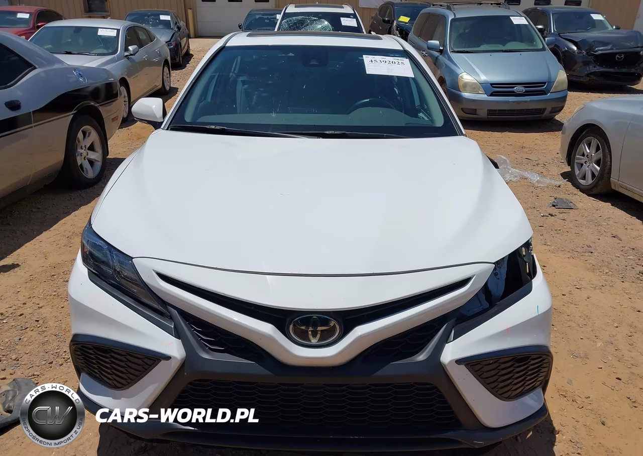 2022 Toyota Camry Se VIN:4T1G11AK3NU705579 - 12