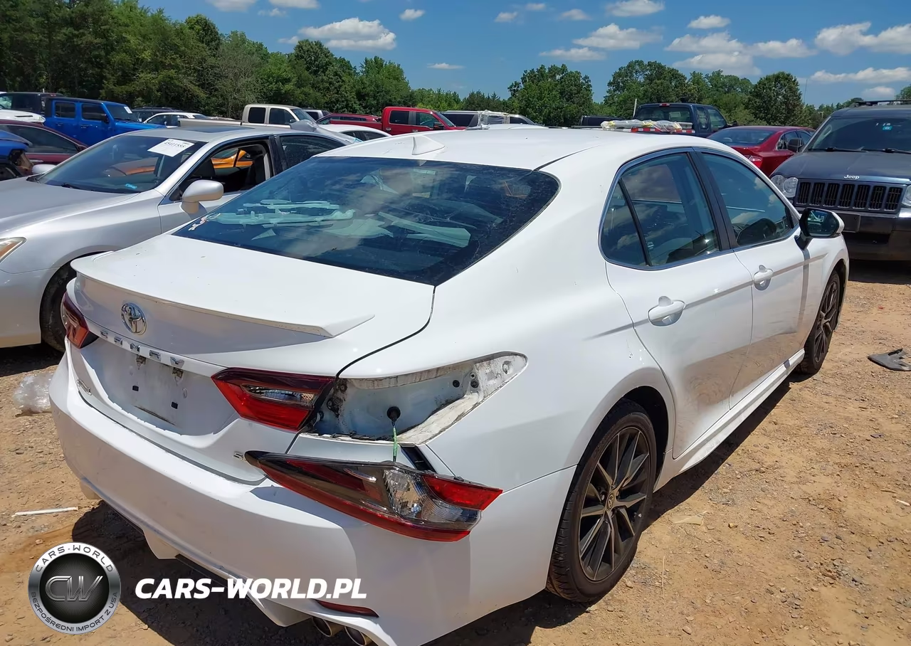2022 Toyota Camry Se VIN:4T1G11AK3NU705579 - 4