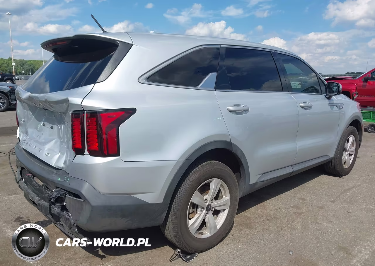 2022 Kia Sorento Lx VIN:5XYRGDLC8NG105936 - 4