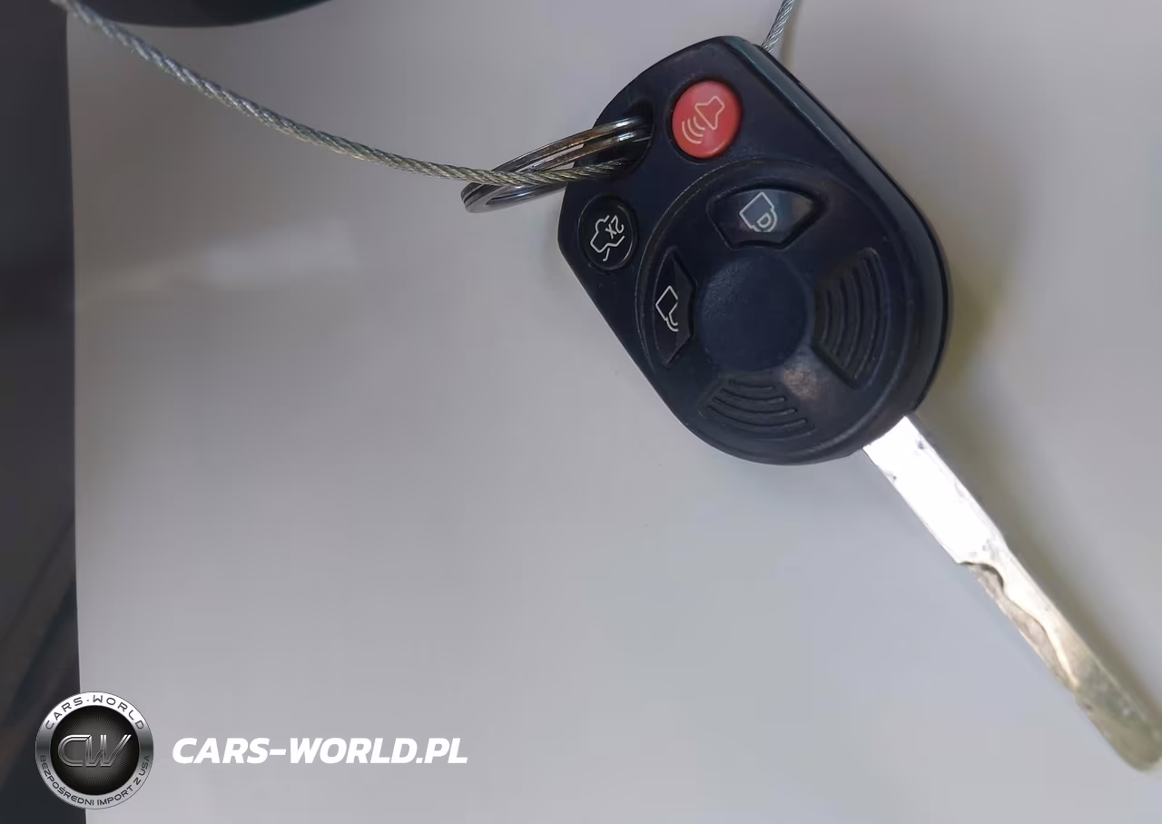 2016 Ford Focus Se VIN:1FADP3F23GL256185 - 11