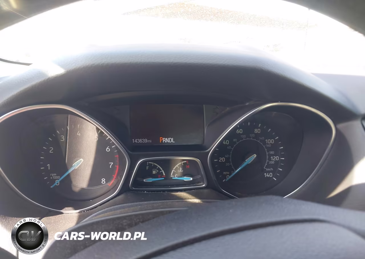 2016 Ford Focus Se VIN:1FADP3F23GL256185 - 7