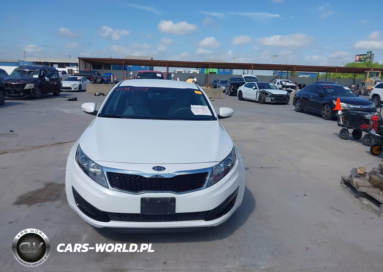 2011 Kia Optima Lx VIN:KNAGM4A75B5056993 - 12