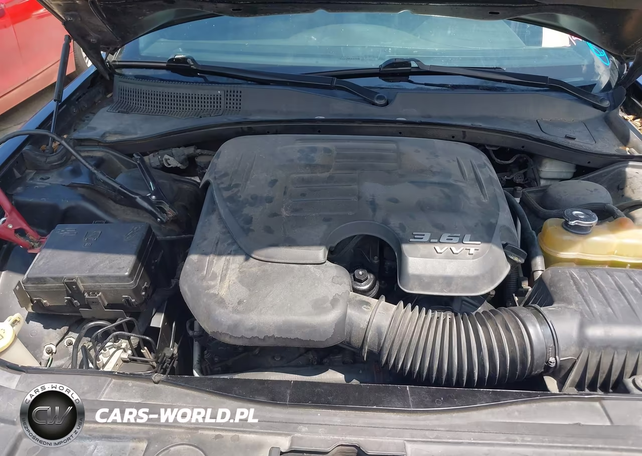 2012 Chrysler 300 VIN:2C3CCAAG3CH312095 - 10