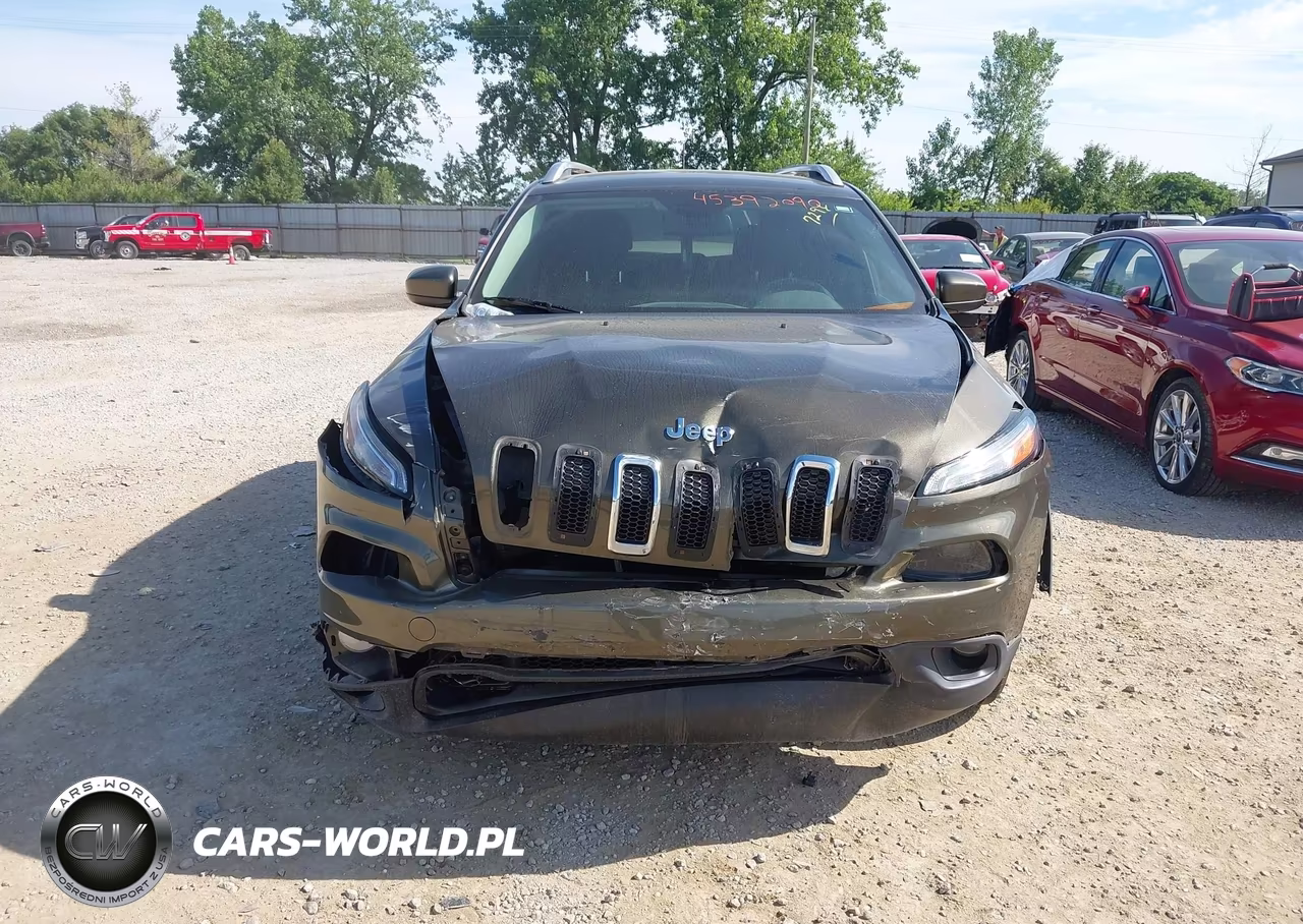 2015 Jeep Cherokee North VIN:1C4PJLCB1FW607296 - 12