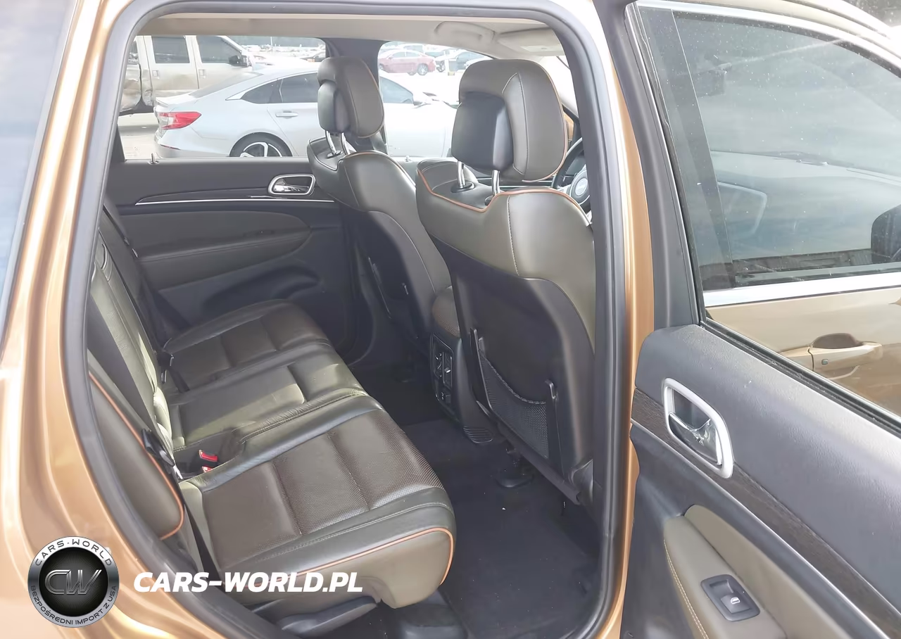 2011 Jeep Grand Cherokee Laredo VIN:1J4RR4GG3BC675408 - 8