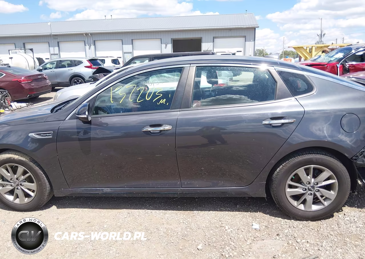 2017 Kia Optima Lx Turbo VIN:5XXGT4L17HG174241 - 14