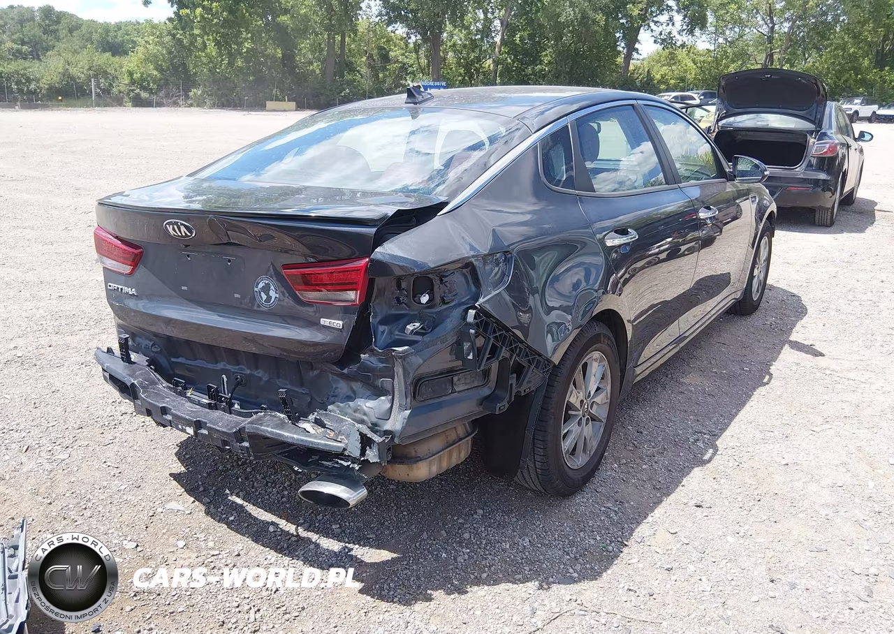 2017 Kia Optima Lx Turbo VIN:5XXGT4L17HG174241 - 4