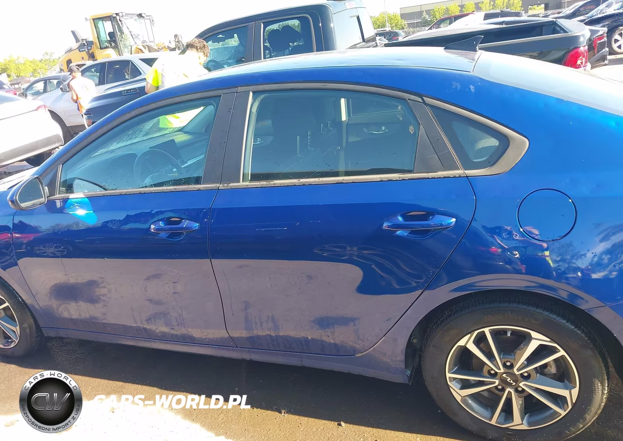 2024 Kia Forte Lxs VIN:3KPF24AD2RE761436 - 14