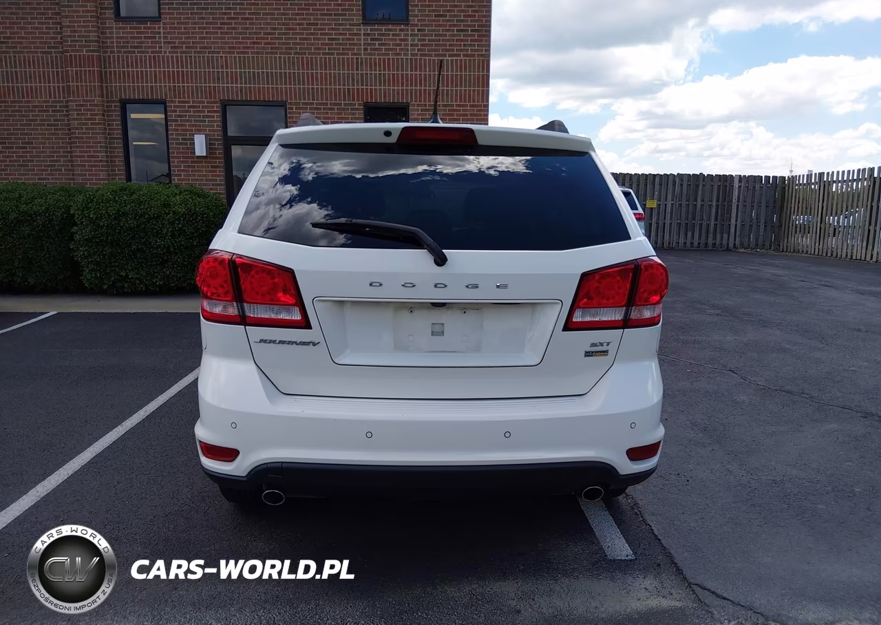 2018 Dodge Journey Sxt VIN:3C4PDCBGXJT357267 - 17